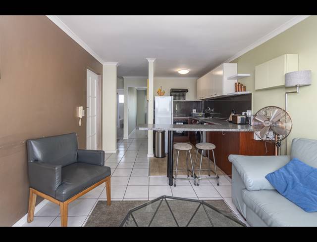 2 BEDROOM APARTMENT SOLD IN BLOUBERGRANT